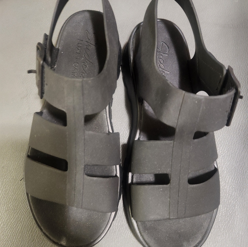 Skechers Women's Black Sandals Luxe Foam
